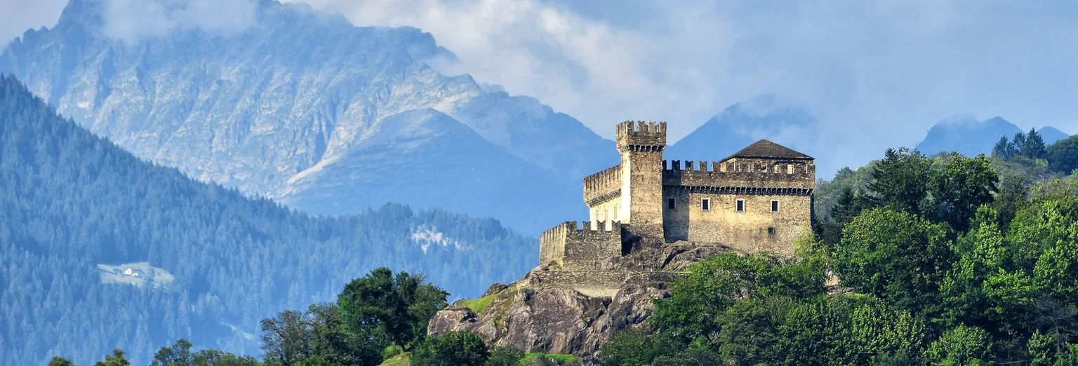 Schloss von Bellinzna