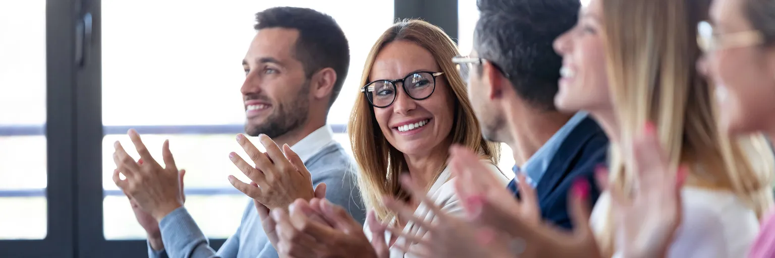 Applaudierende Menschen