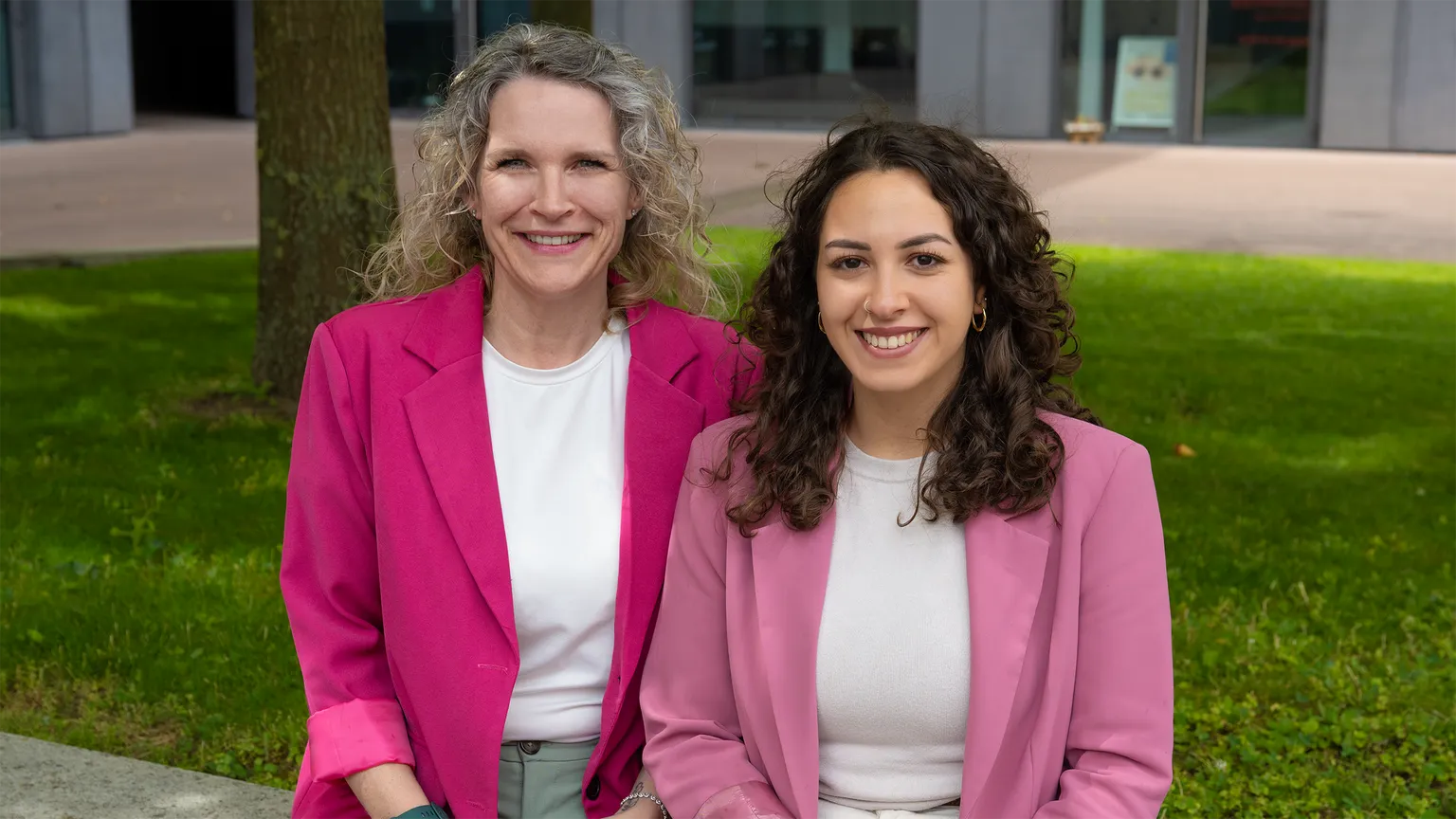 Stefanie und Hazal - unsere Referentinnen