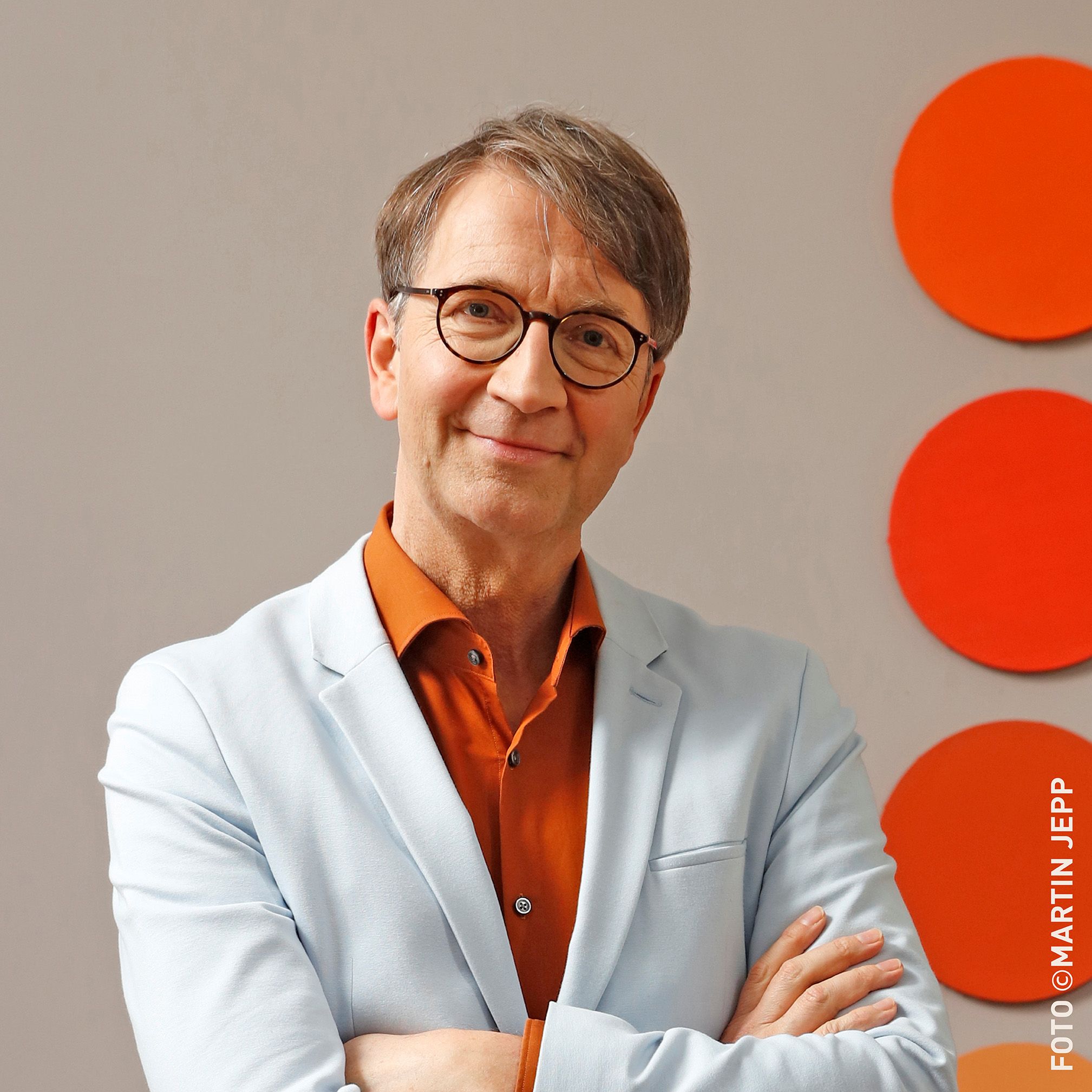 Prof. Axel Buether Portrait