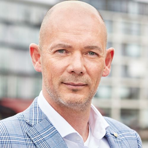 Profilbild_Radivojevic